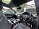 Volkswagen Touareg 3.0 TDI V6 BlueMotion Tech R-Line SUV 5dr Diesel Tiptronic 4WD Euro 6 (s/s) 15