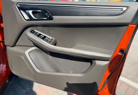 Porsche Macan PDK 28