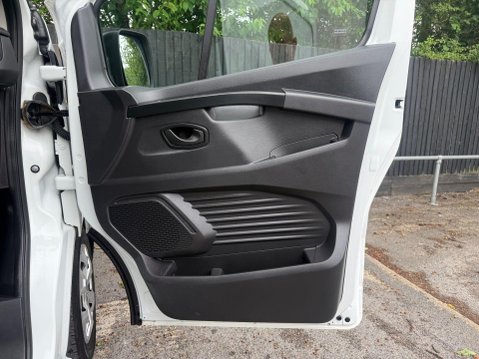 Renault Trafic SL28 BUSINESS PLUS DCI 18