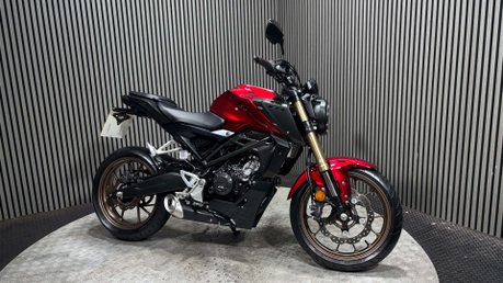 Honda CB 2024 ONLY 3K EXCELLENT CONDITION WARRANTY 125CC 3