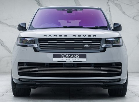 Land Rover Range Rover P510e SV 7