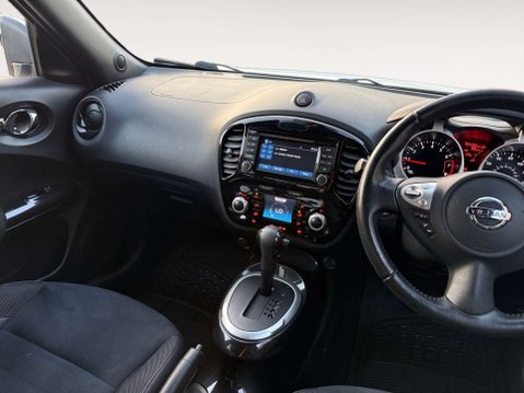 Nissan Juke 1.6 Juke N-Connecta CVT 5dr 11