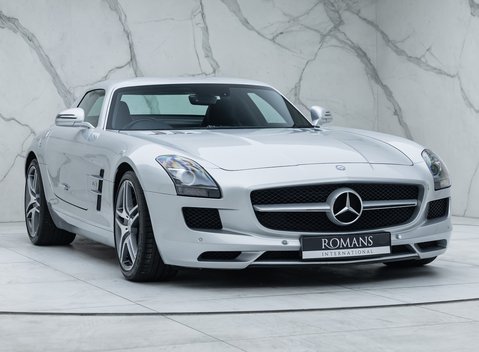 Mercedes-Benz SLS AMG 14