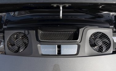 Porsche 911 Carrera GTS (991.2) 29