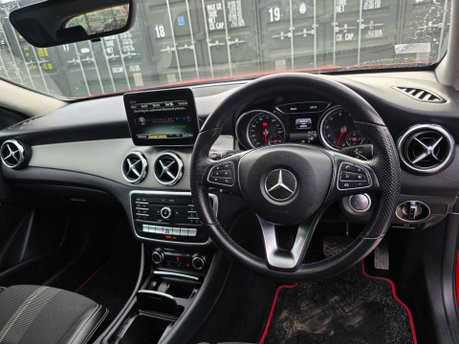 Mercedes-Benz GLA 1.6 GLA180 GPF Urban Edition SUV 5dr Petrol 7G-DCT Euro 6 (s/s) (122 ps) 47