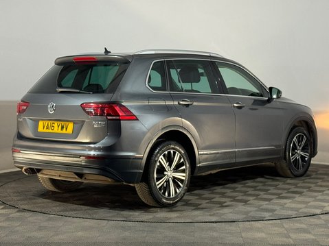 Volkswagen Tiguan SE NAV TDI BMT 4MOTION 6