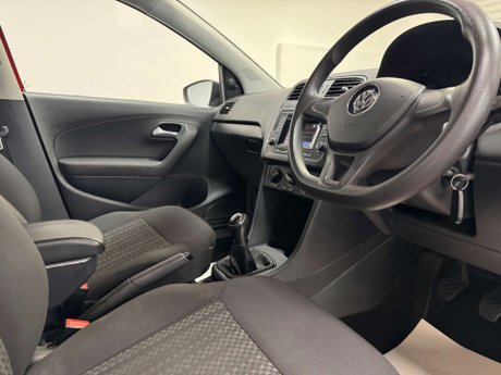 Volkswagen Polo 1.0 Polo S AC 5dr 32