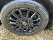 Mini Hatch COOPER D 17