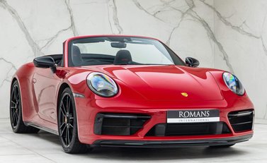 Porsche 911 Carrera GTS Cabriolet (992) 3