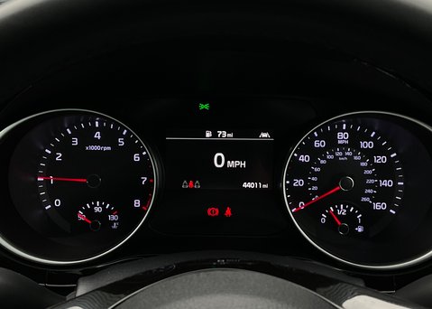 Kia Xceed 1.5 T-GDI CONNECT ISG 25