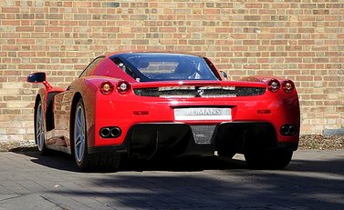 Ferrari Enzo 6