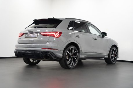 Audi RS Q3 2.5 TFSI Vorsprung SUV 5dr Petrol S Tronic quattro Euro 6 (s/s) (400 ps) 38
