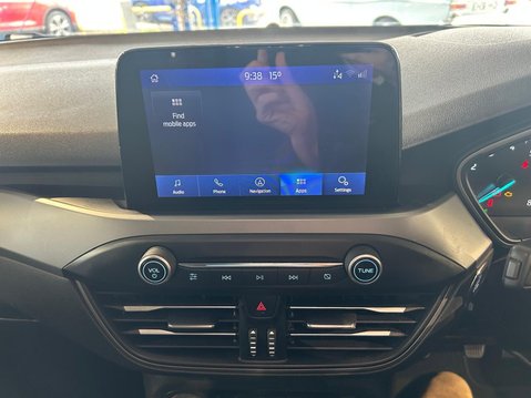 Ford Focus 1.0T EcoBoost ST-Line Style Euro 6 (s/s) 5dr 26
