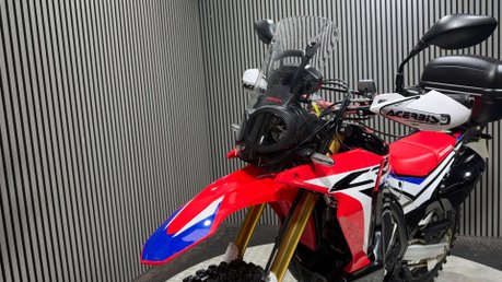 Honda CRF250 Rally 2017 ONLY 5K ENDURO ON / OFF ROAD BIKE MOT WARRANTY 250CC 35