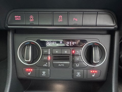 Audi Q3 TDI QUATTRO BLACK EDITION 20