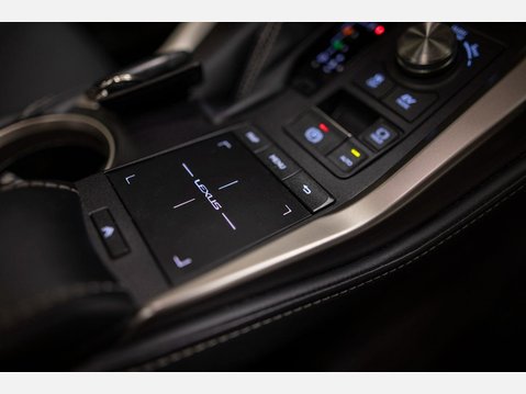 Lexus NX 2.5 300h GPF Premium SUV 5dr Petrol Hybrid E-CVT 4WD Euro 6 (s/s) (197 ps) 23