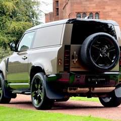 Land Rover Defender HARD TOP X-DYNAMIC HSE 1