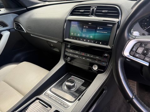 Jaguar F-Pace 2.0 D180 R-Sport Auto AWD Euro 6 (s/s) 5dr 16