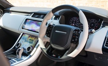 Land Rover Range Rover Sport 5.0 SVR 11
