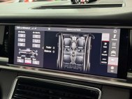 Porsche Panamera 4.0T V8 Turbo Saloon 5dr Petrol PDK 4WD Euro 6 (s/s) (550 ps) 49