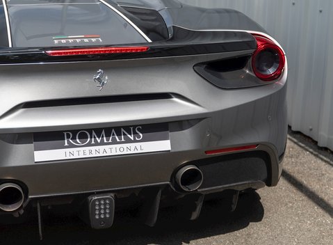 Ferrari 488 Spider 24