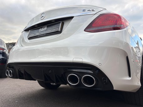 Mercedes-Benz C43 3.0 V6 AMG Edition (Premium) Saloon Petrol G-Tronic+ 4MATIC Euro 6 (390ps) 15