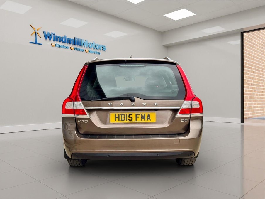 2015 Volvo V70 — image 10