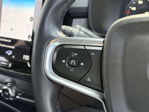 Volvo XC40 1.5 XC40 Inscription T3 5dr 21