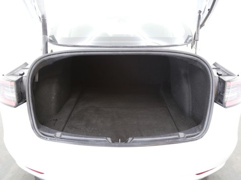 Tesla Model 3 Standard Range Plus Auto RWD 4dr 20