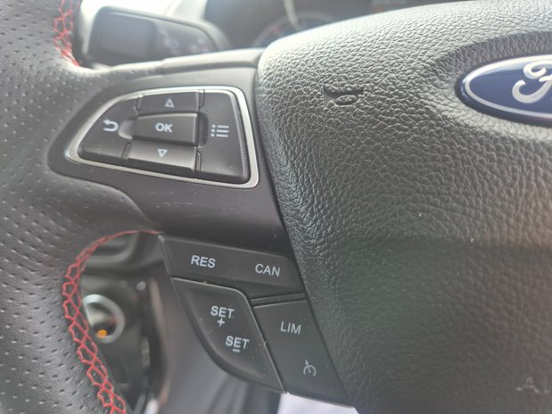 Ford Ecosport ST-LINE 15