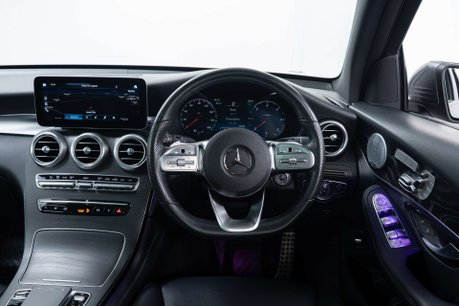Mercedes-Benz GLC 2.0 GLC300d AMG Line (Premium Plus) SUV 5dr Diesel G-Tronic+ 4MATIC Euro 6 23