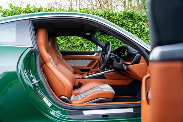 Porsche 911 CARRERA S. £50K IN EXTRAS. PTS PAINTWORK. HERITAGE PACKAGE. BURMESTER. LIFT 2