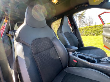 Nissan Juke DIG-T N-CONNECTA DCT 14