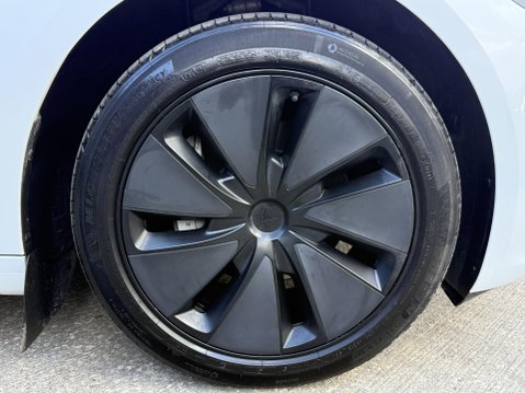 Tesla Model 3 Saloon 4dr Electric Auto RWD (208 ps) 14