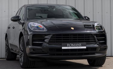 Porsche Macan S 1