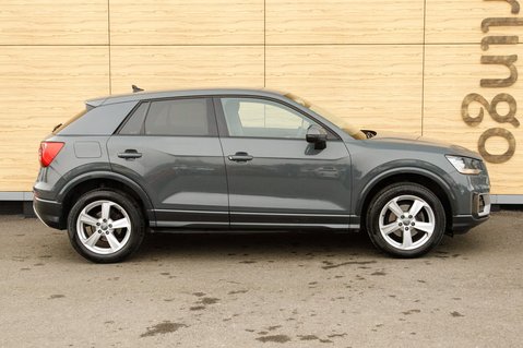 Audi Q2 TFSI SPORT 12