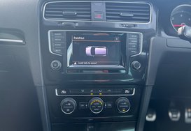 Volkswagen Golf 2.0 TDI BlueMotion Tech GTD 5 Door 35