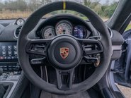 Porsche 718 GT4 RS 12