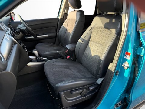 Suzuki Vitara 1.4 Boosterjet SZ5 5dr Auto 21