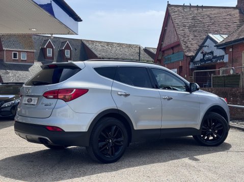 Hyundai SANTA FE PREMIUM SE CRDI 2