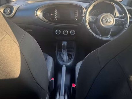 Toyota Aygo X 1.0 VVT-i Pure Hatchback 5dr Petrol x-shift Euro 6 (s/s) (72 ps) 7