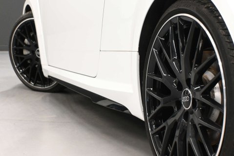 Audi TT 2.0 TT Black Edition 45 TFSI Quattro Semi-Auto 4WD 3dr 40