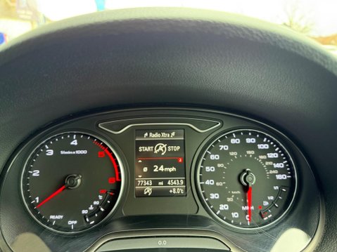 Audi A3 2.0 TDI S line Sportback Euro 6 (s/s) 5dr (Nav) 33