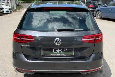 Volkswagen Passat GT TSI EVO DSG - PANORAMIC SUNROOF -19 INCH ALLOYS - ONE OWNER 9
