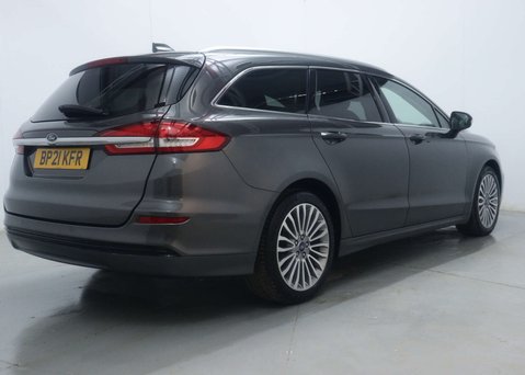 Ford Mondeo 2.0 Mondeo Titanium Edition HEV Auto 5dr 12
