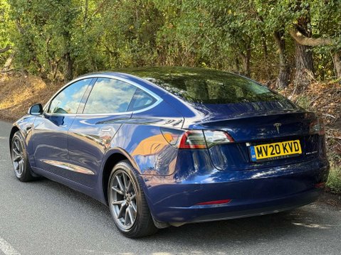 Tesla Model 3 Model 3 Long Range AWD 4WD 4dr 7
