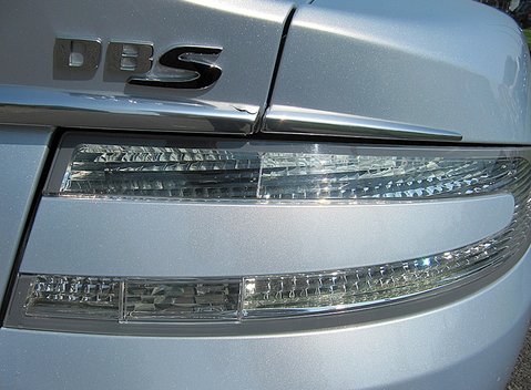 Aston Martin DBS 7