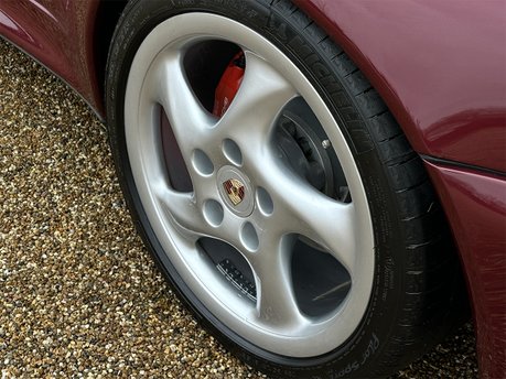 Porsche 911 TURBO 38