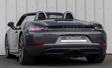Porsche 718 Boxster S 3