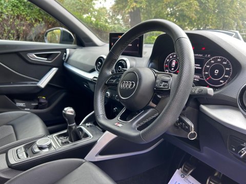 Audi Q2 1.5 TFSI CoD 35 Black Edition Euro 6 (s/s) 5dr 61